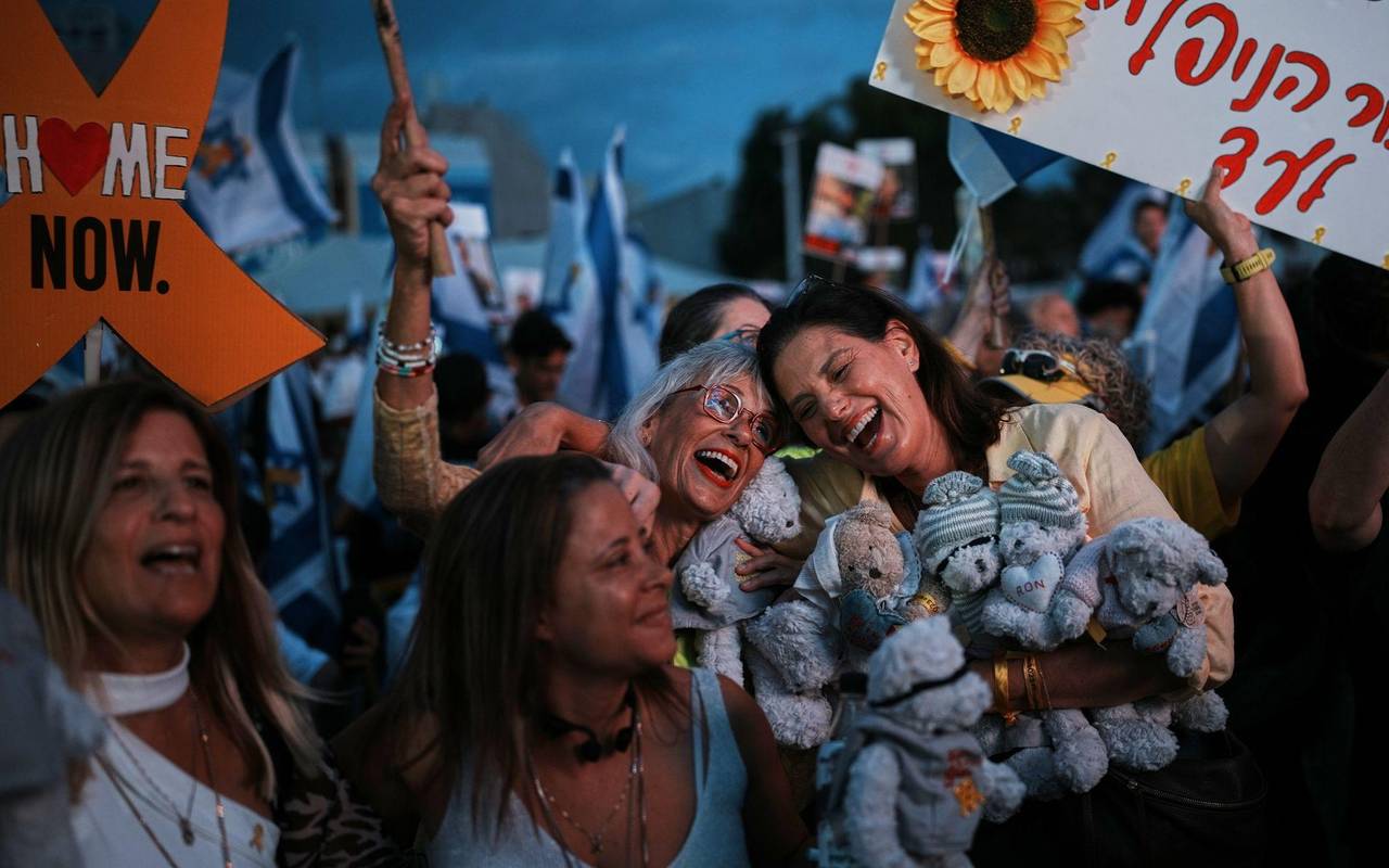 Nahostkonflikt - Israelis warten auf die Rückkehr der Geiseln