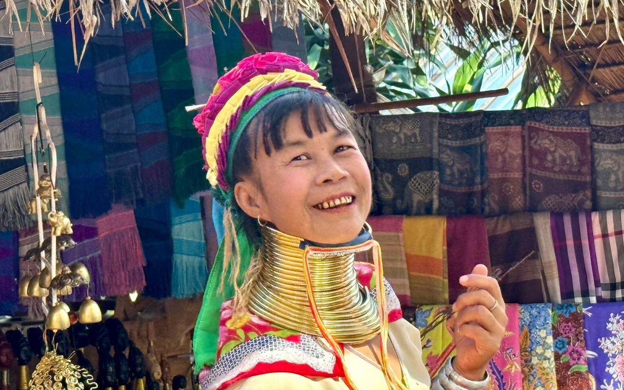 Langhalsfrauen - «Long Neck Karen» - im Norden Thailands