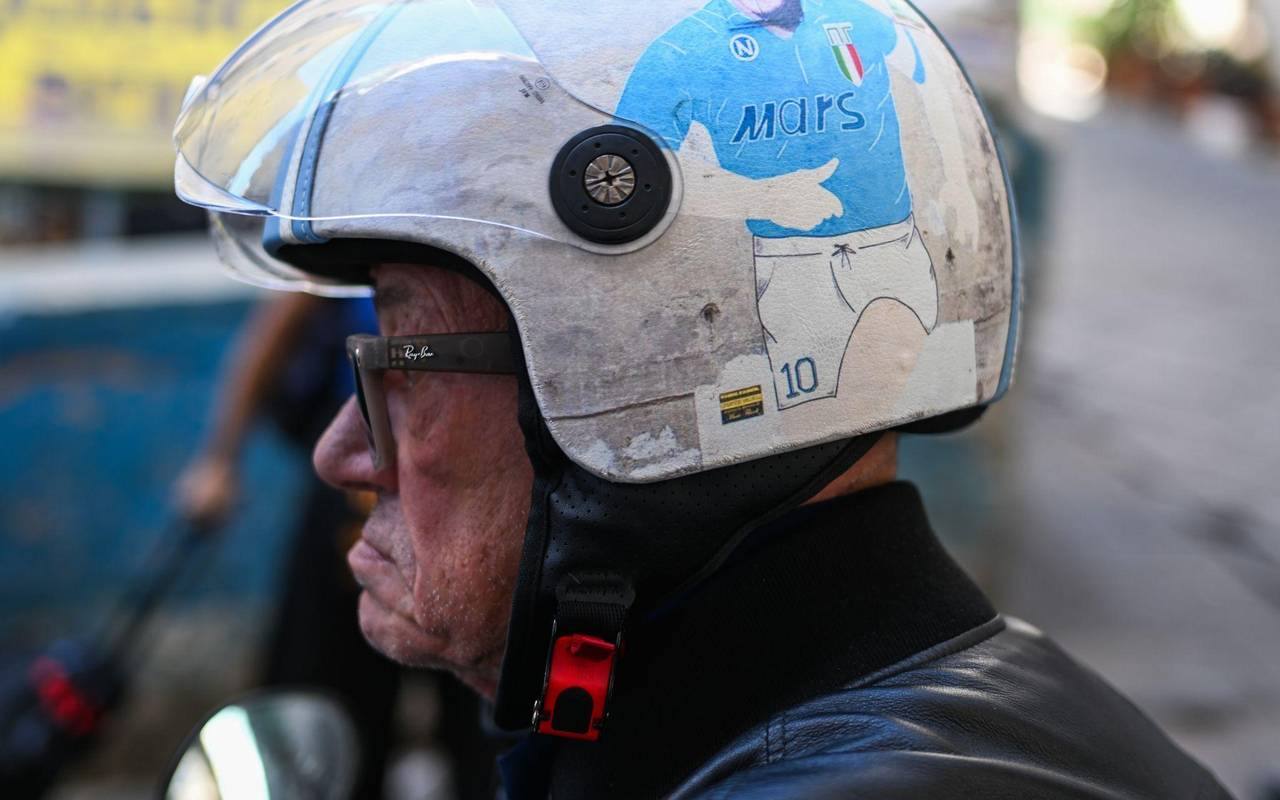 SSC Neapel - Eintracht Frankfurt - Features