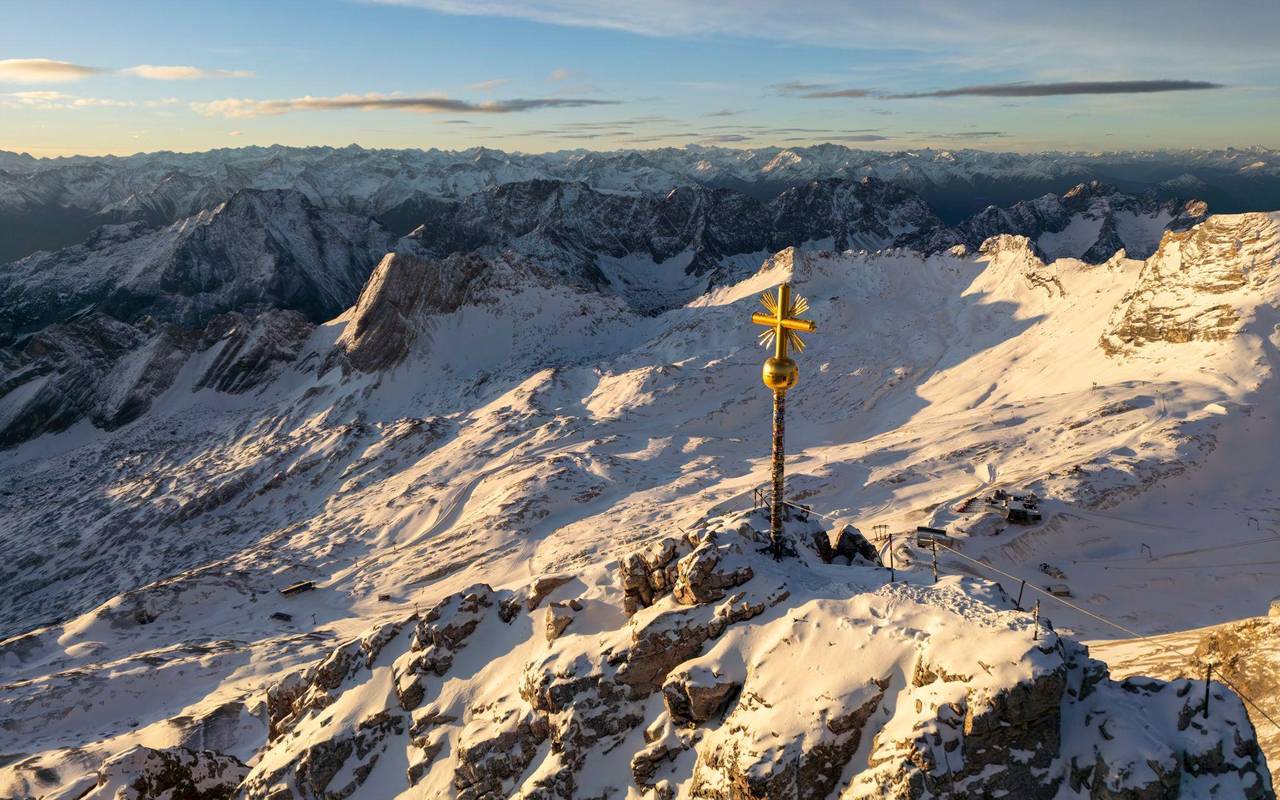 Zugspitz-Gipfelkreuz
