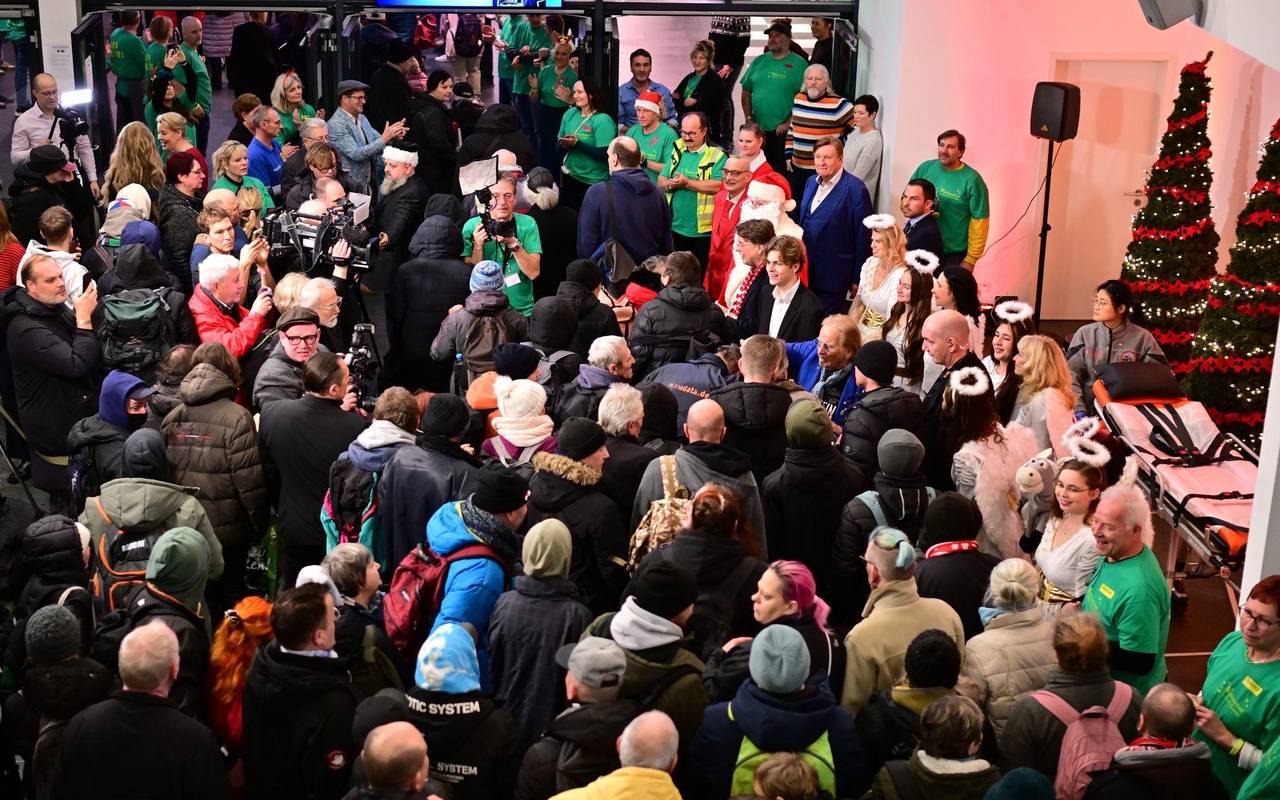 Weihnachtsfeier für Berliner Obdachlose