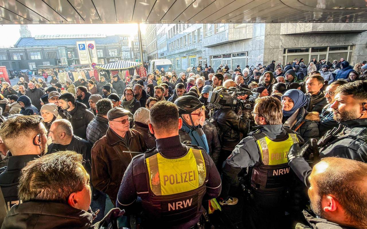 Nach dem Einbruch in den Tresorraum einer Bank