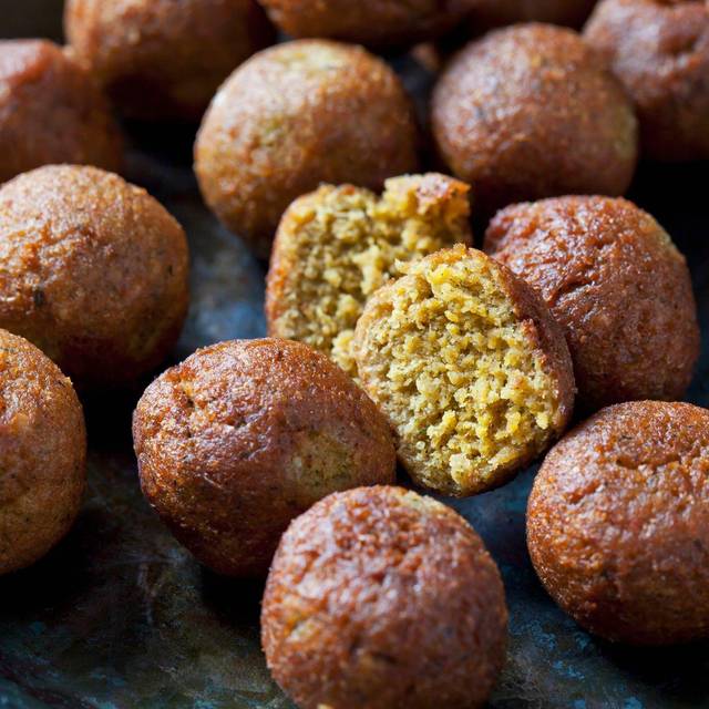 Falafel auf einem Teller