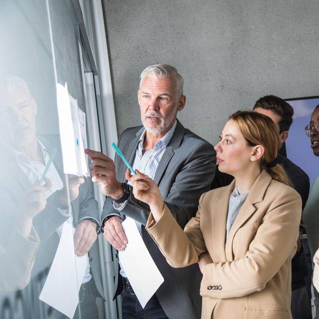 Arbeitswelten - Meeting mit Kollegen