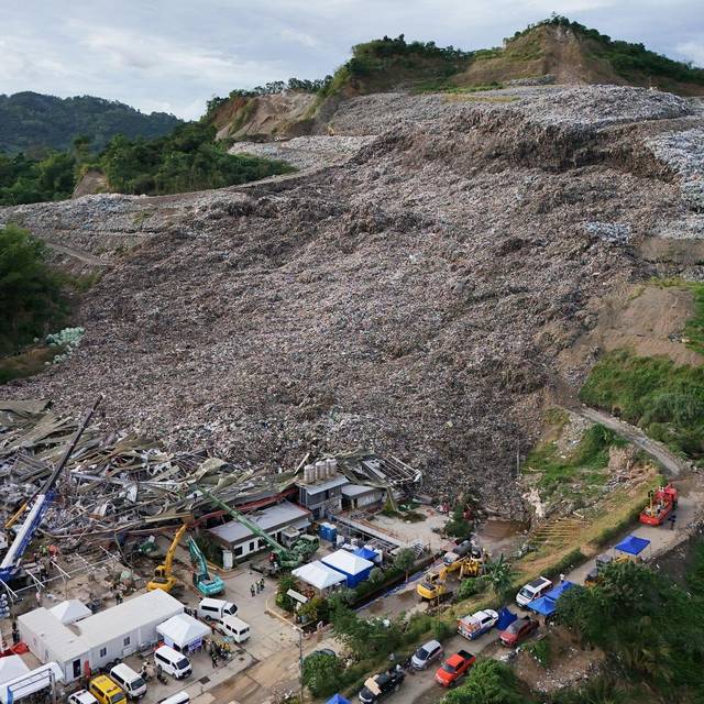 Einsturz einer Mülldeponie auf den Philippinen