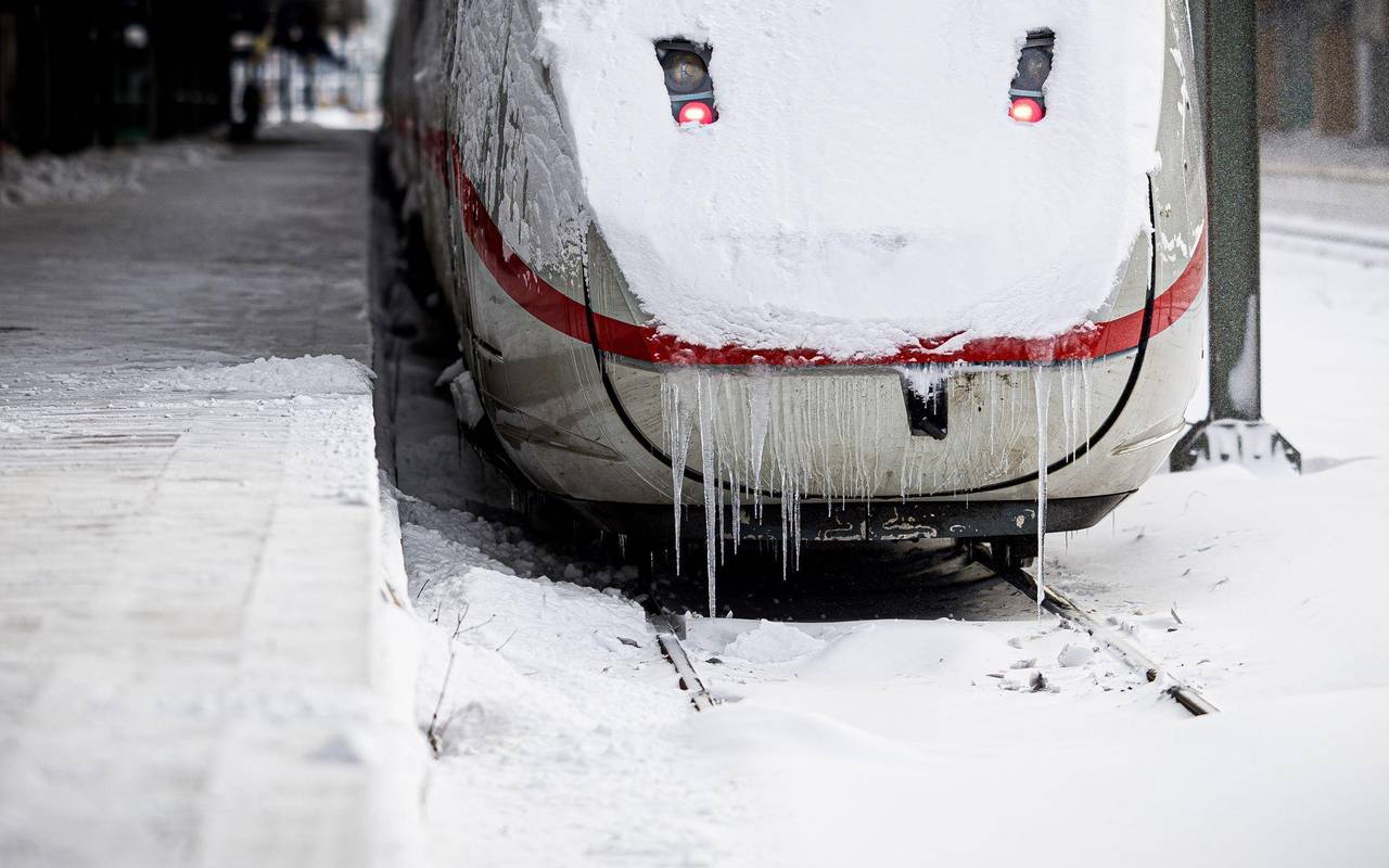 Nach Sturmtief Elli - Bahnhof Hannover