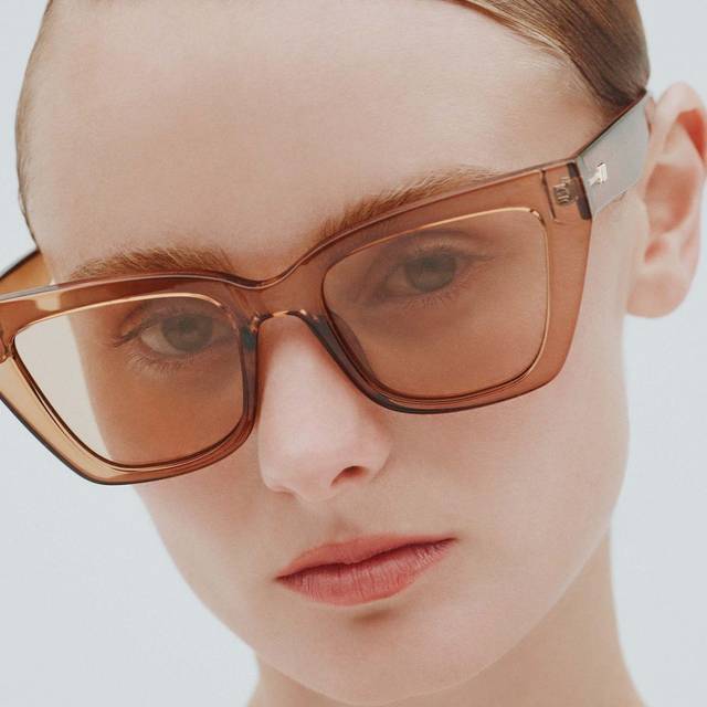 Brille von Le Specs "Le Coeur"