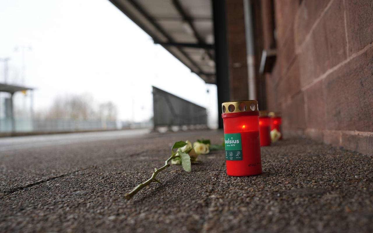 Zugbegleiter stirbt nach Angriff bei Ticketkontrolle