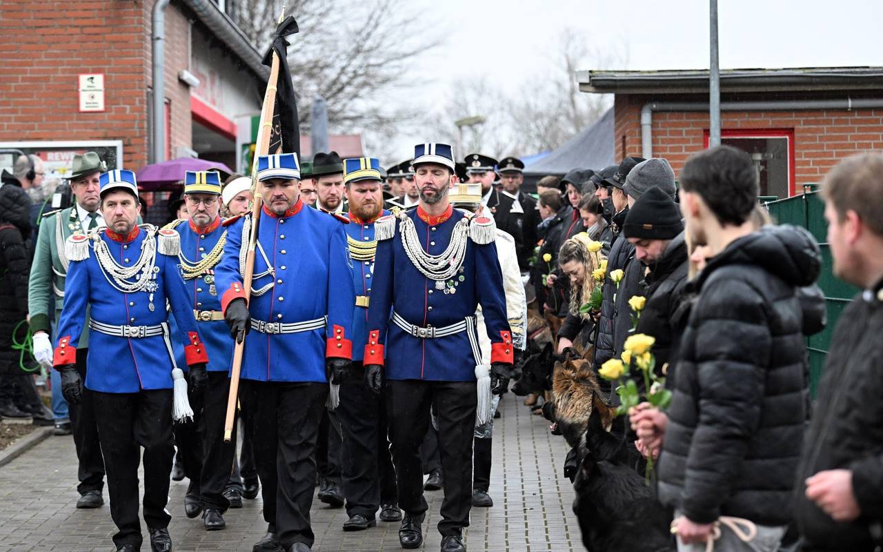 Gewaltsamer Tod von Yosef - Trauerfeier