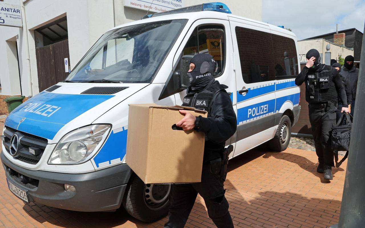 Rechte Terrorzelle? Junge Verdächtige angeklagt