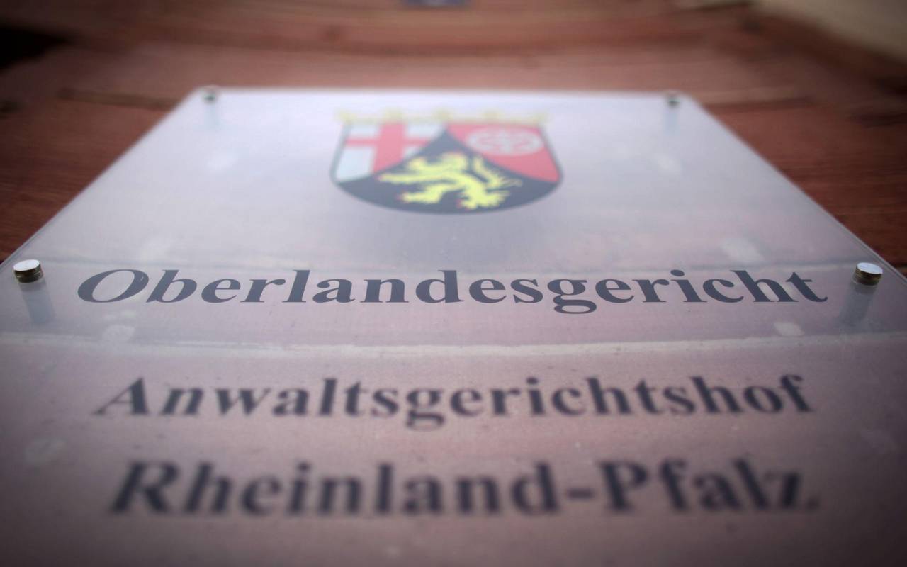 Nach der Anklage kam nun die Verteidigung zu Wort.