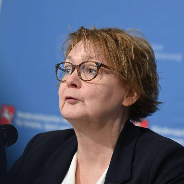 Pressekonferenz mit Niedersachsens Innenministerin Behrens (SPD)