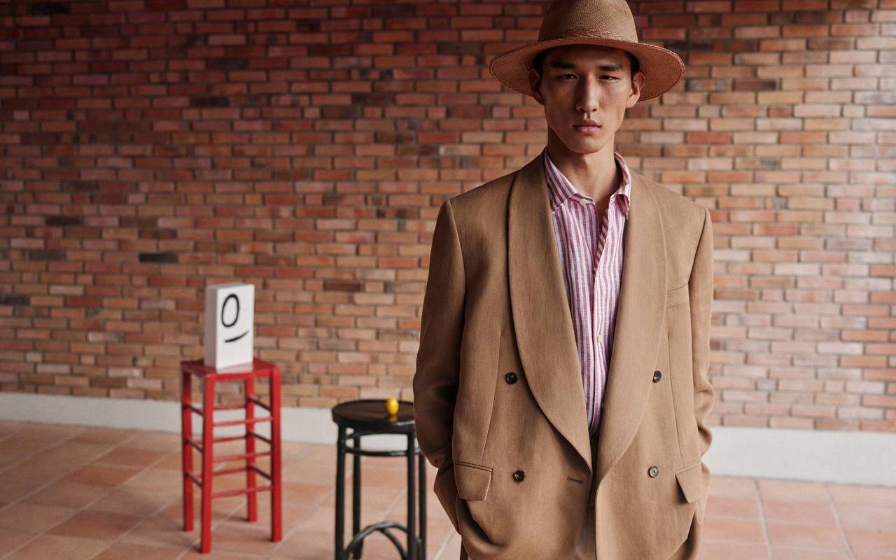 Braunes Sakko zu Streifenhemd von Loro Piana