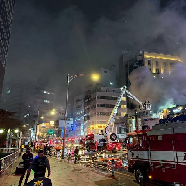 Feuer im Stadtzentrum von Seoul