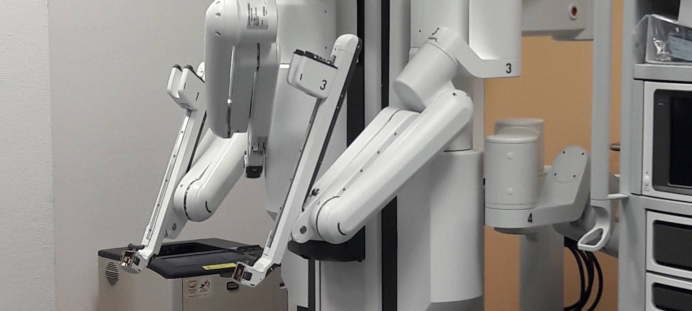 Dürener Ärzte zufrieden mit neuem OP-Roboter