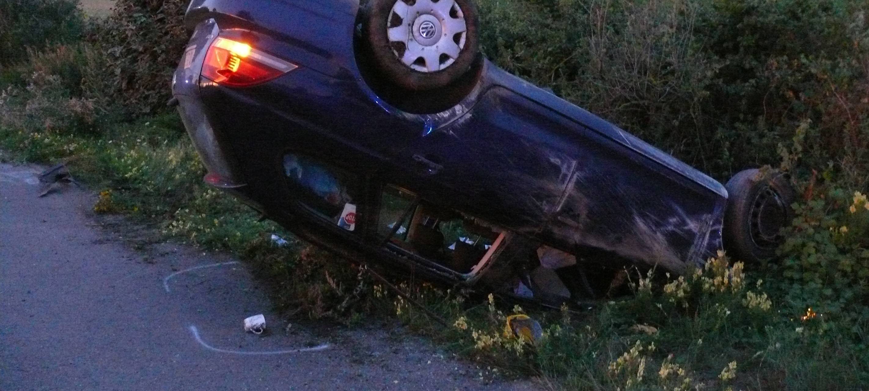 Linnicherin nach Unfall eingeklemmt