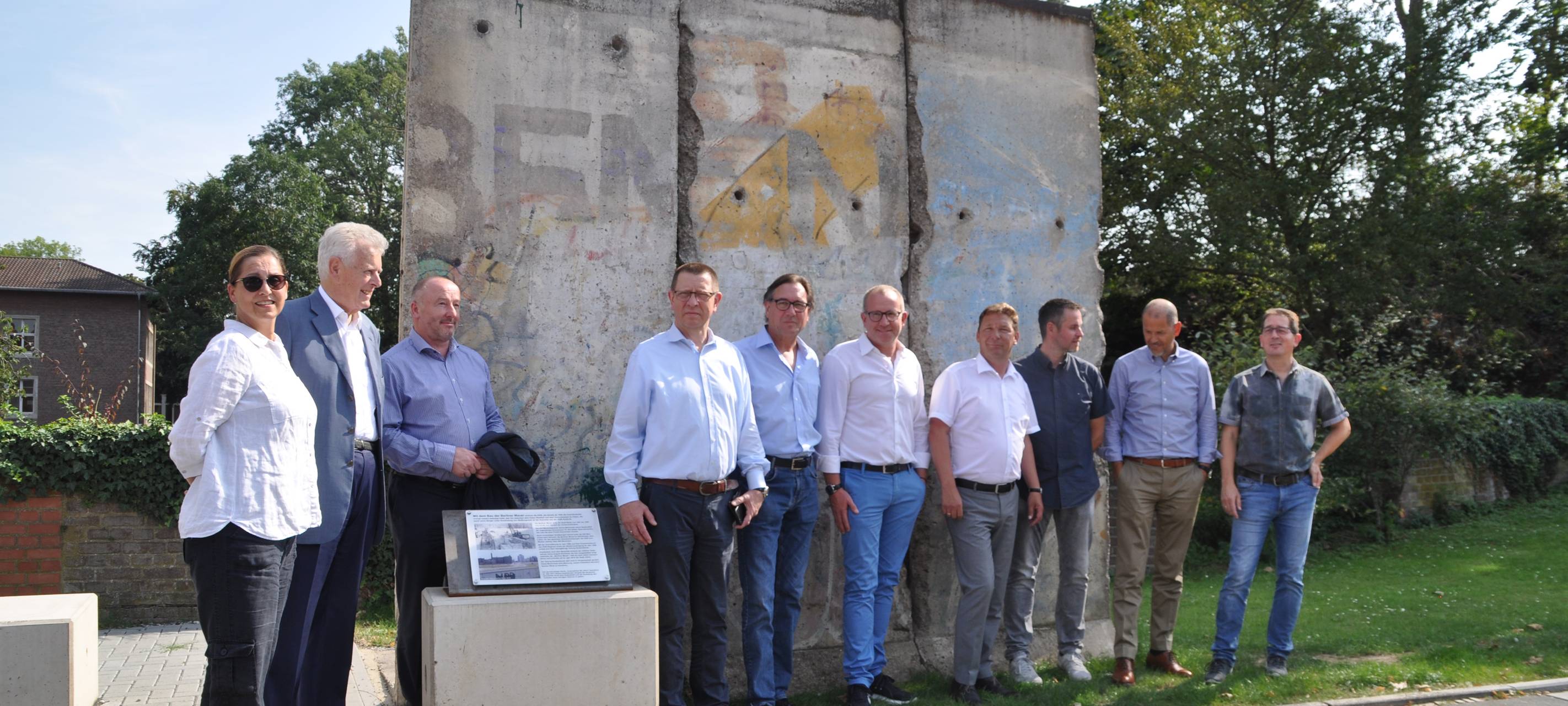 Mauer steht in Jülich