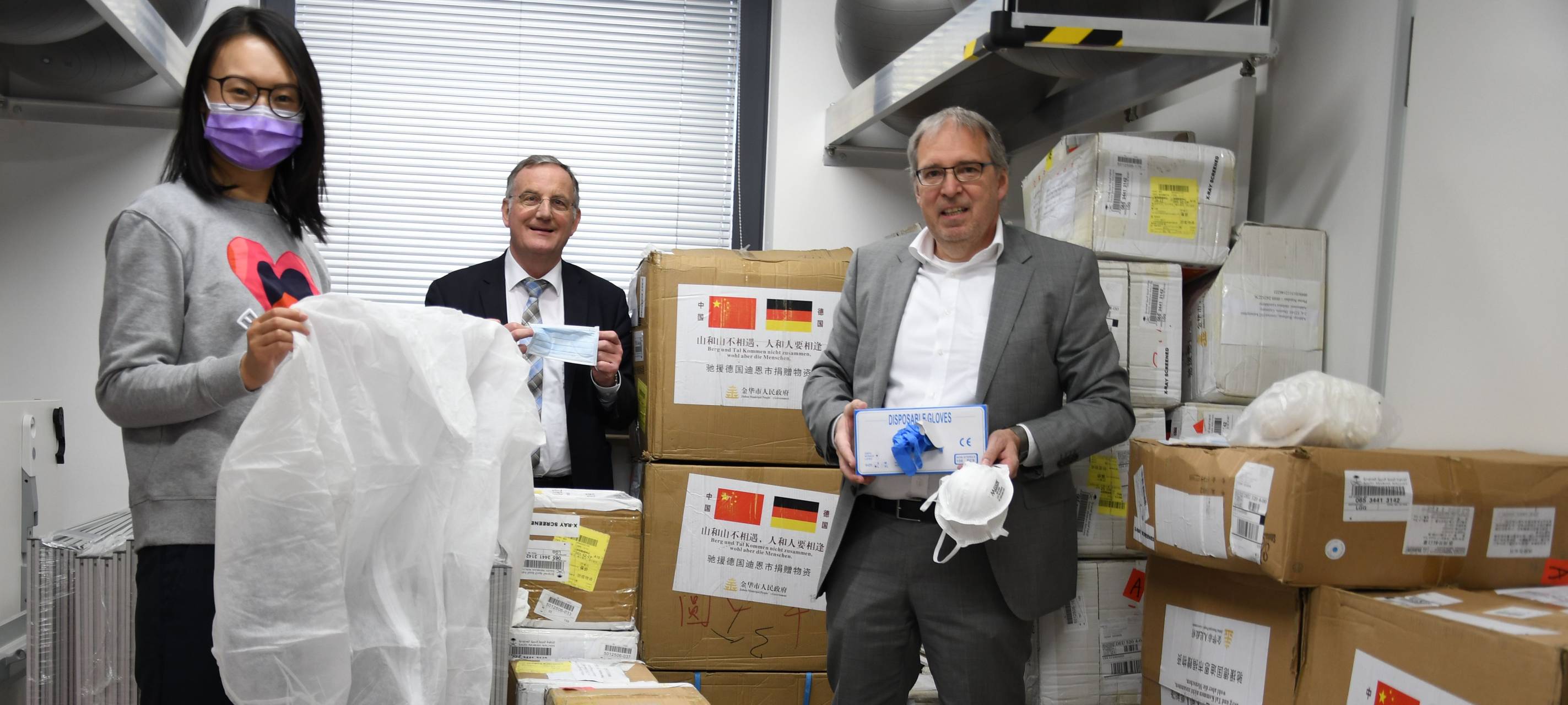 Partnerstadt schickt Schutzkleidung nach Düren