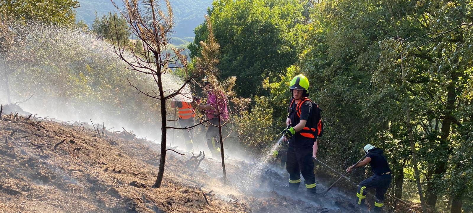 15.000 Quadratmeter in Flammen
