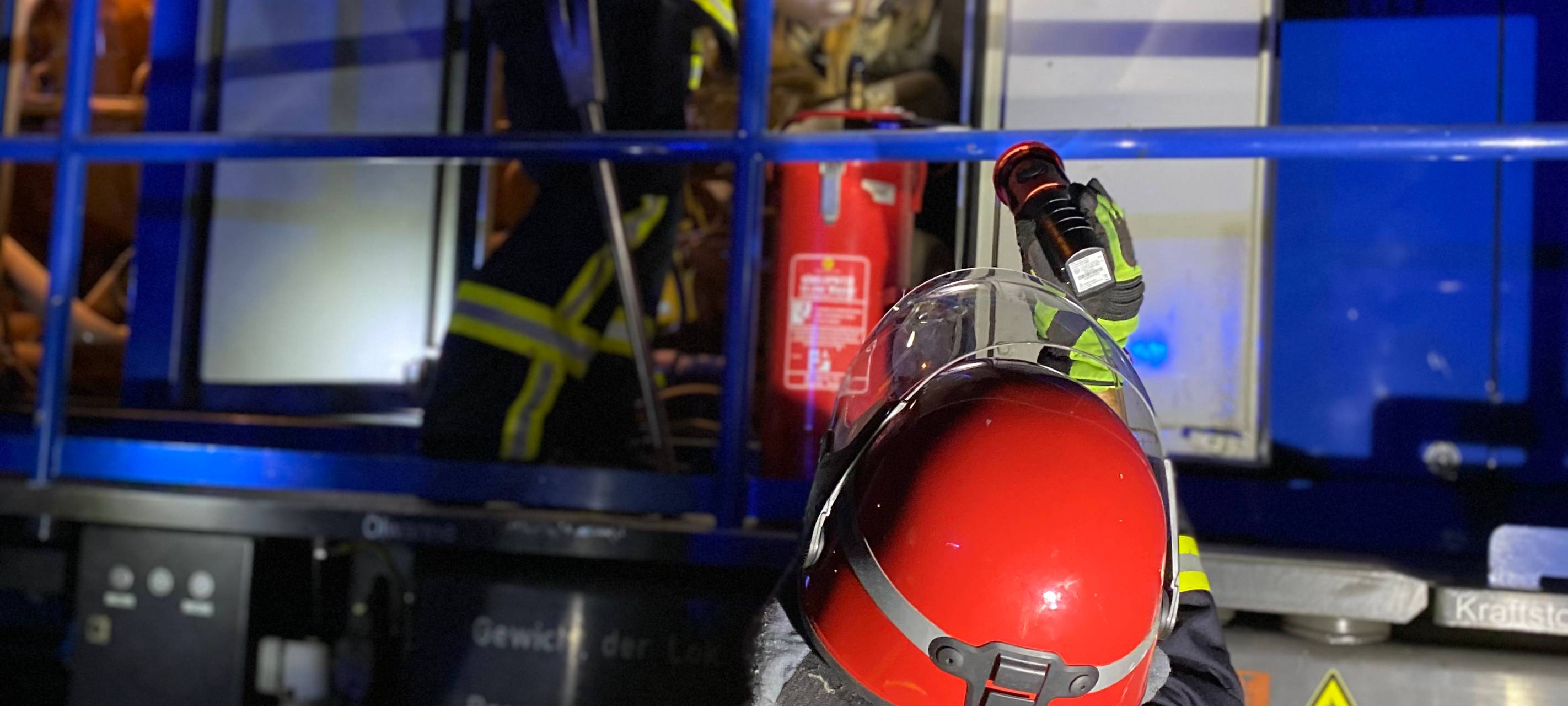 Feuer in Autowerkstatt in Oberzier