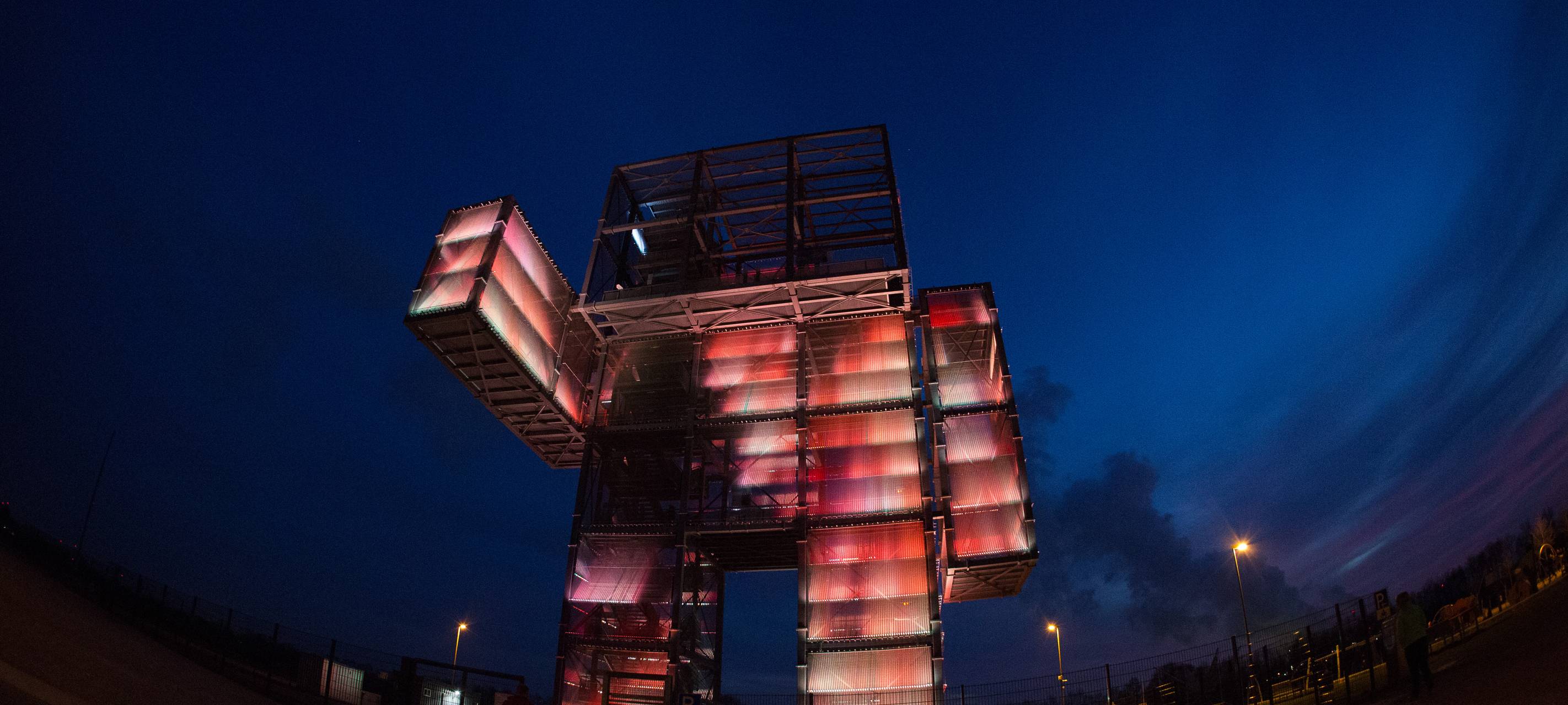 Inden für Gewerbegebiet an A4