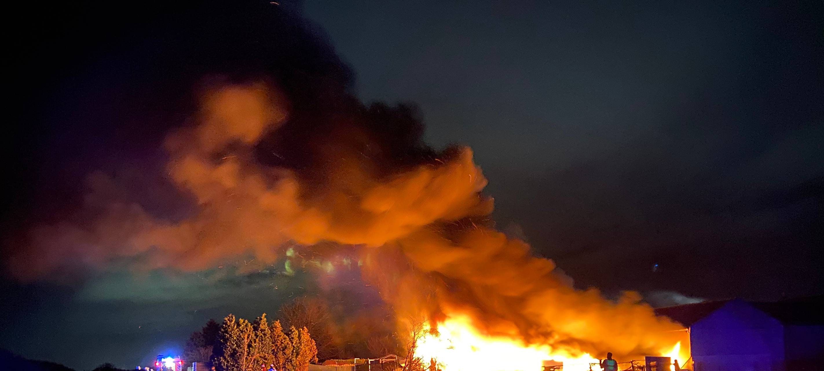 Feuerwehr-Großeinsatz in Düren-Merken