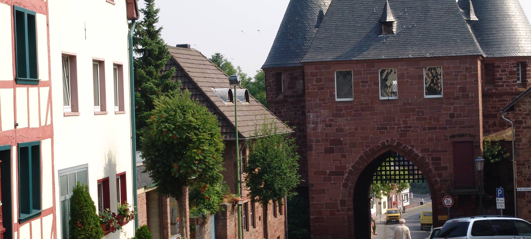 Nideggen: Kontroverse um neues Pflaster