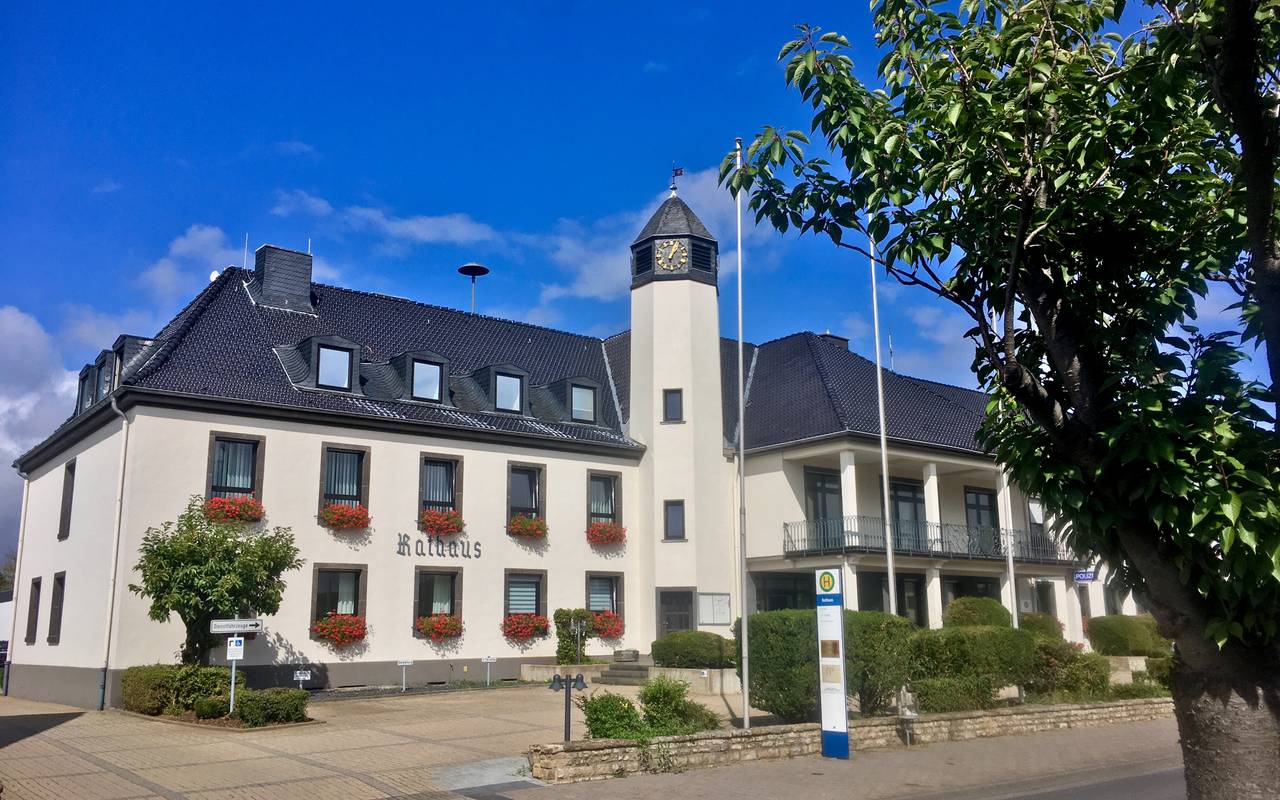 Kreuzau mit Defizit von 630.000 Euro Radio Rur