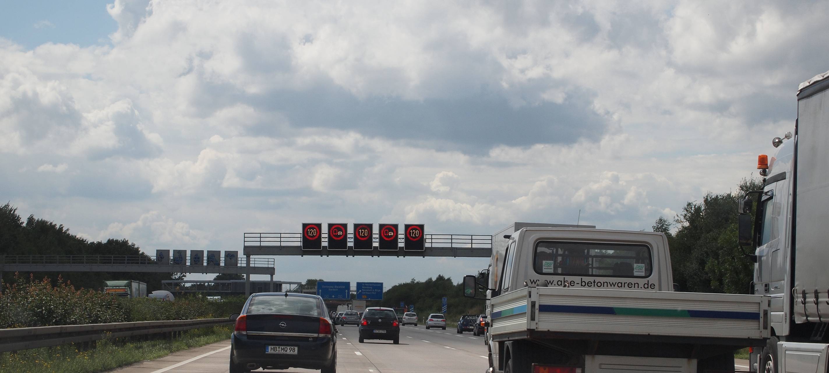 Staus auf A544 drohen