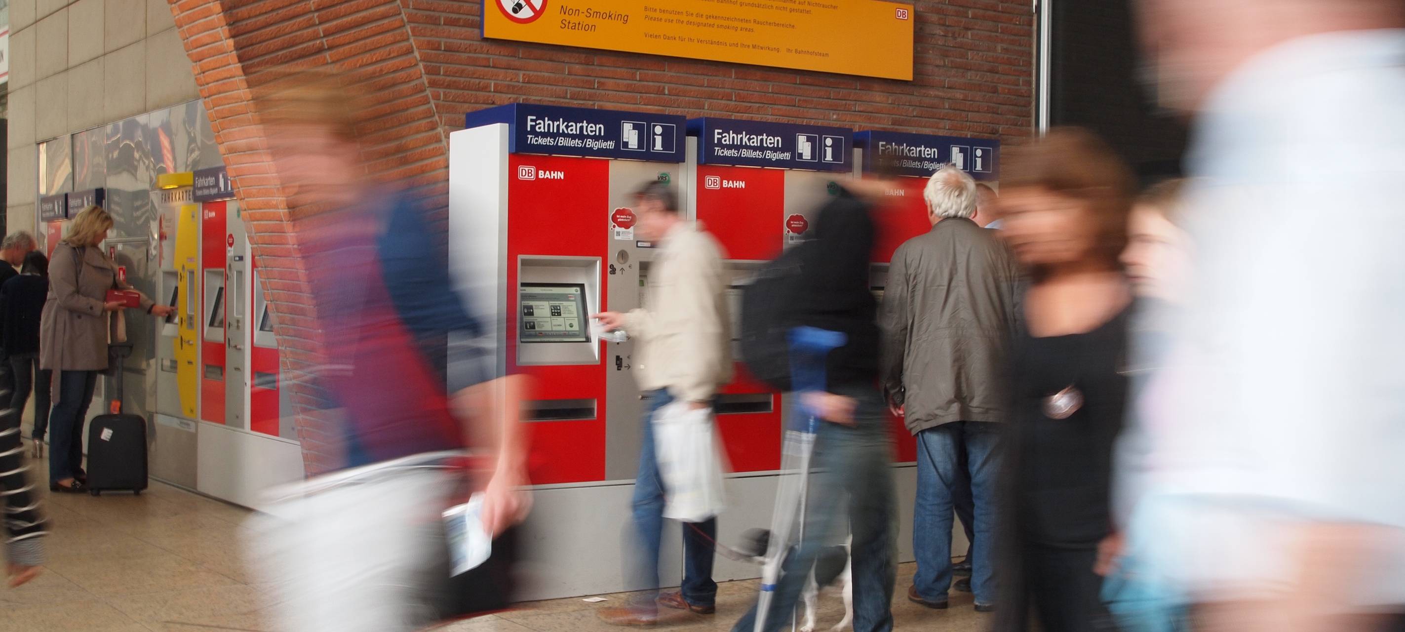 NGG fordert günstigeres Deutschlandticket für Azubis