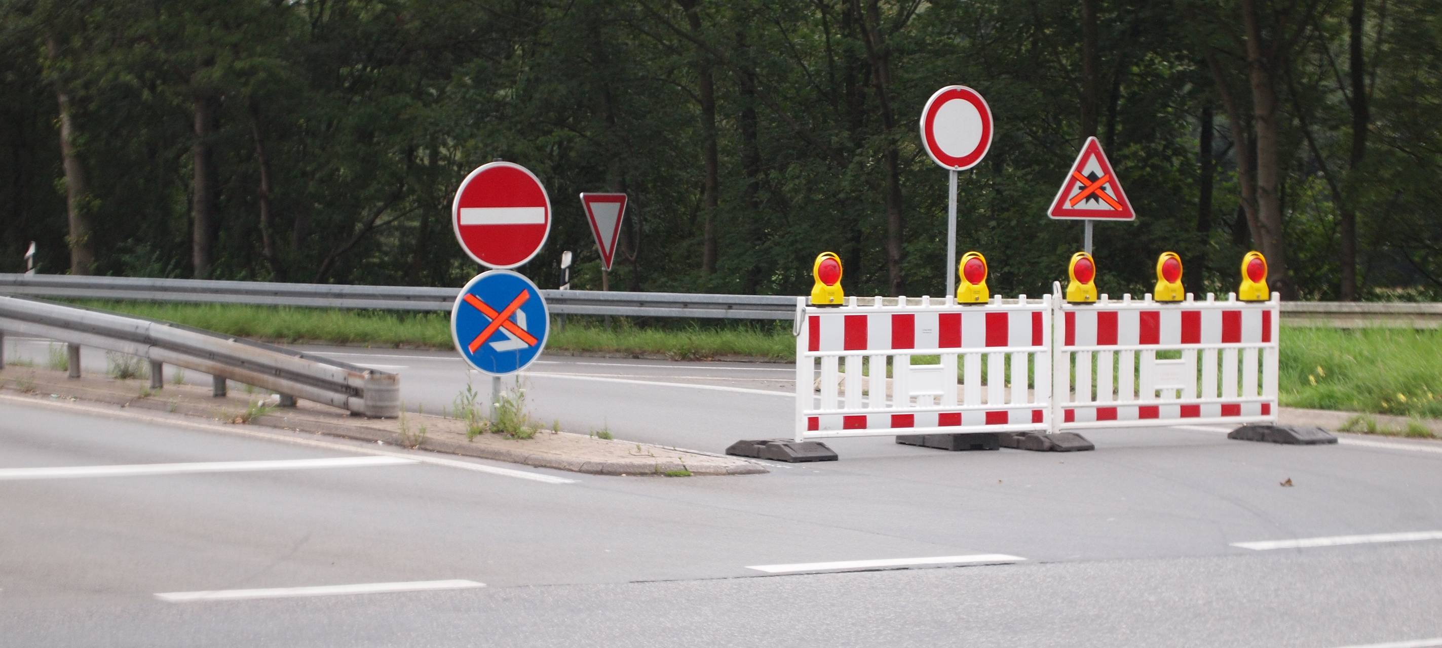 Sperrung auf der A44 nach Aachen