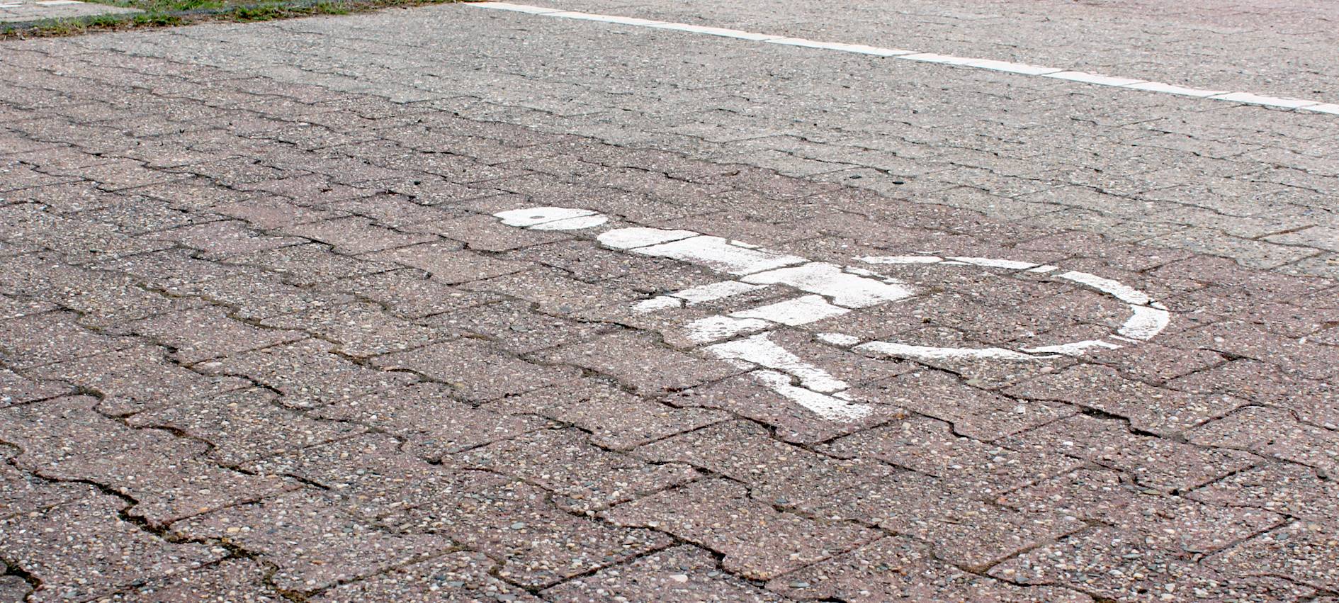 Parkplatz an der Musikschule in Düren gesperrt