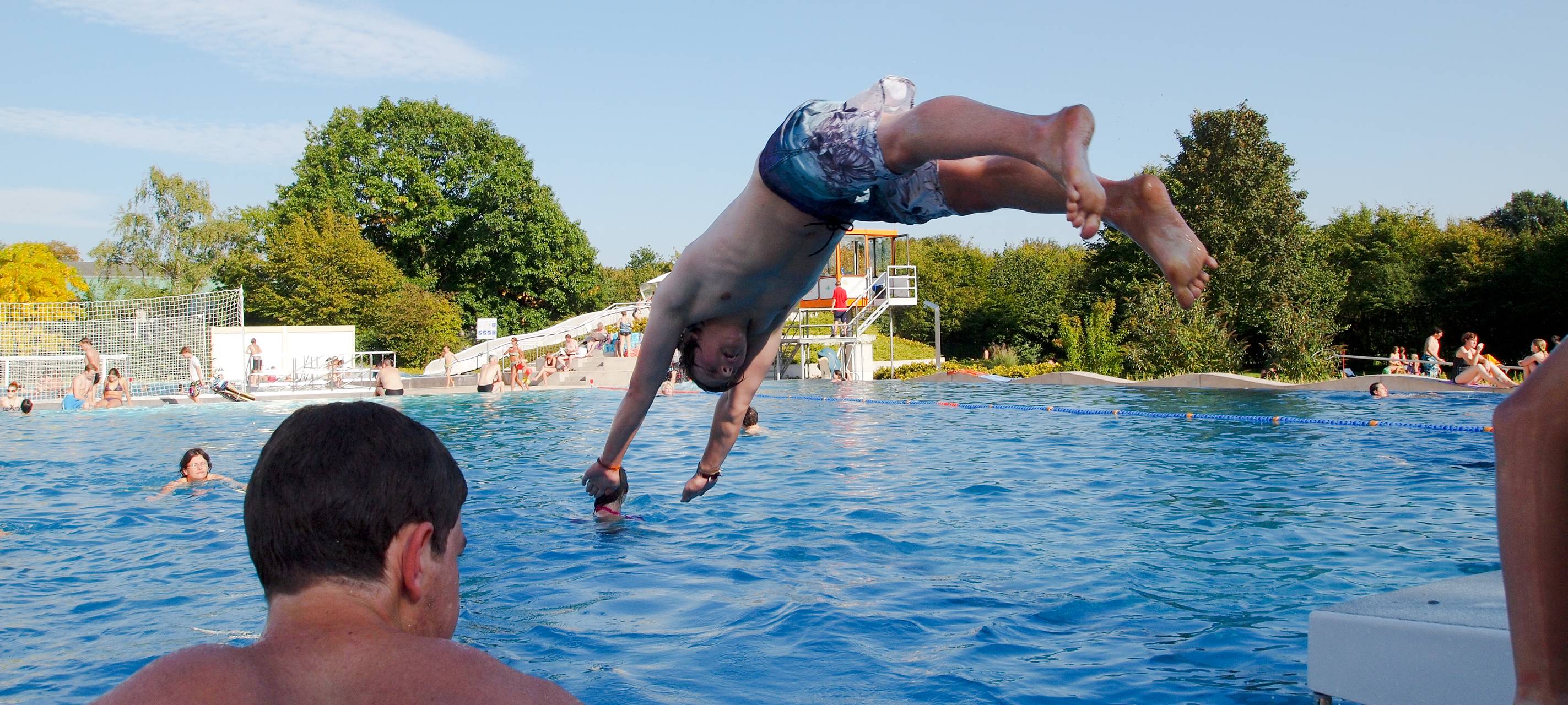Kooperation zur Förderung der Schwimmfähigkeit bei Kindern