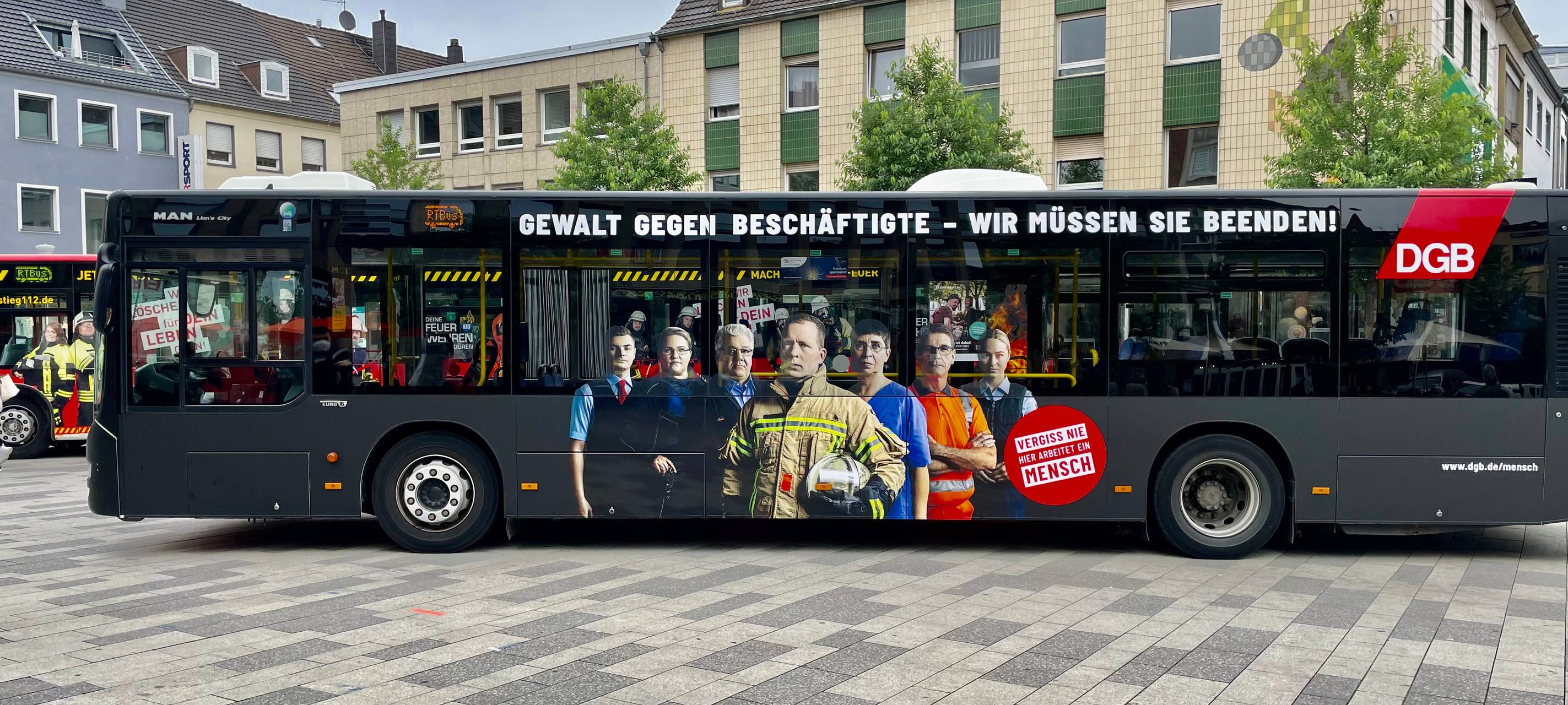 Zweiter Impfbus auf den Straßen im Kreis Düren