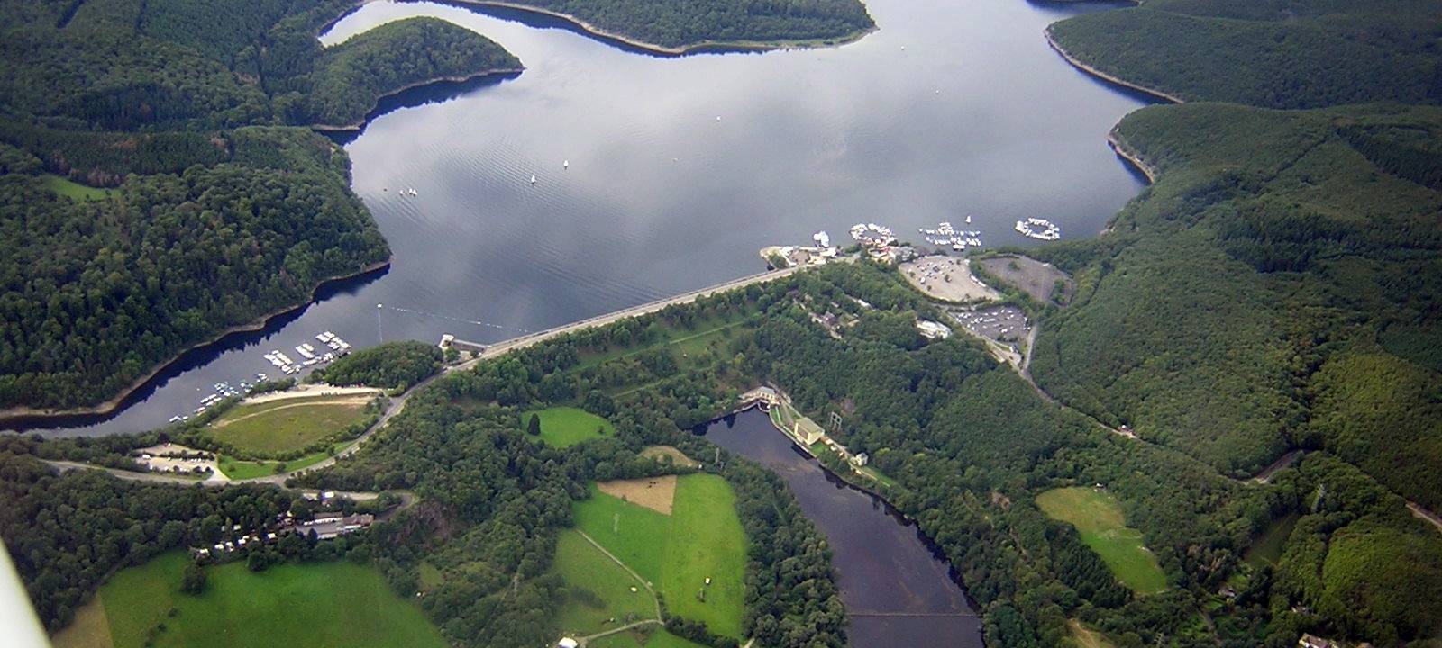 Rurtalsperrenwasser fließt wieder in die Rur