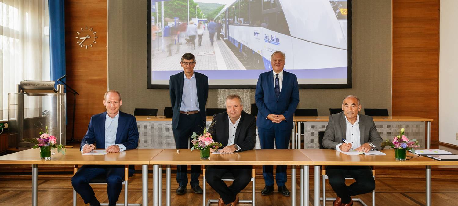 Verträge zur RB 21 und RB 28 unterschrieben