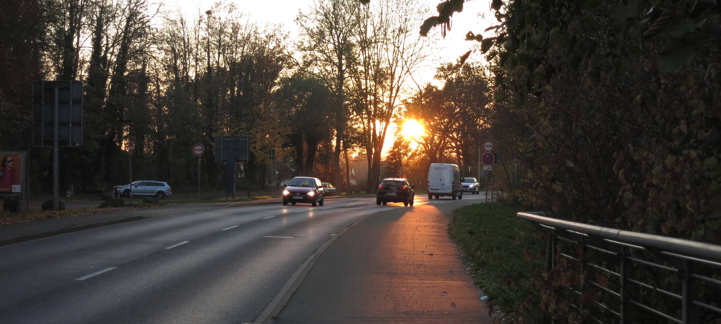 Tiefstehende Sonne gefährlich für Autofahrer