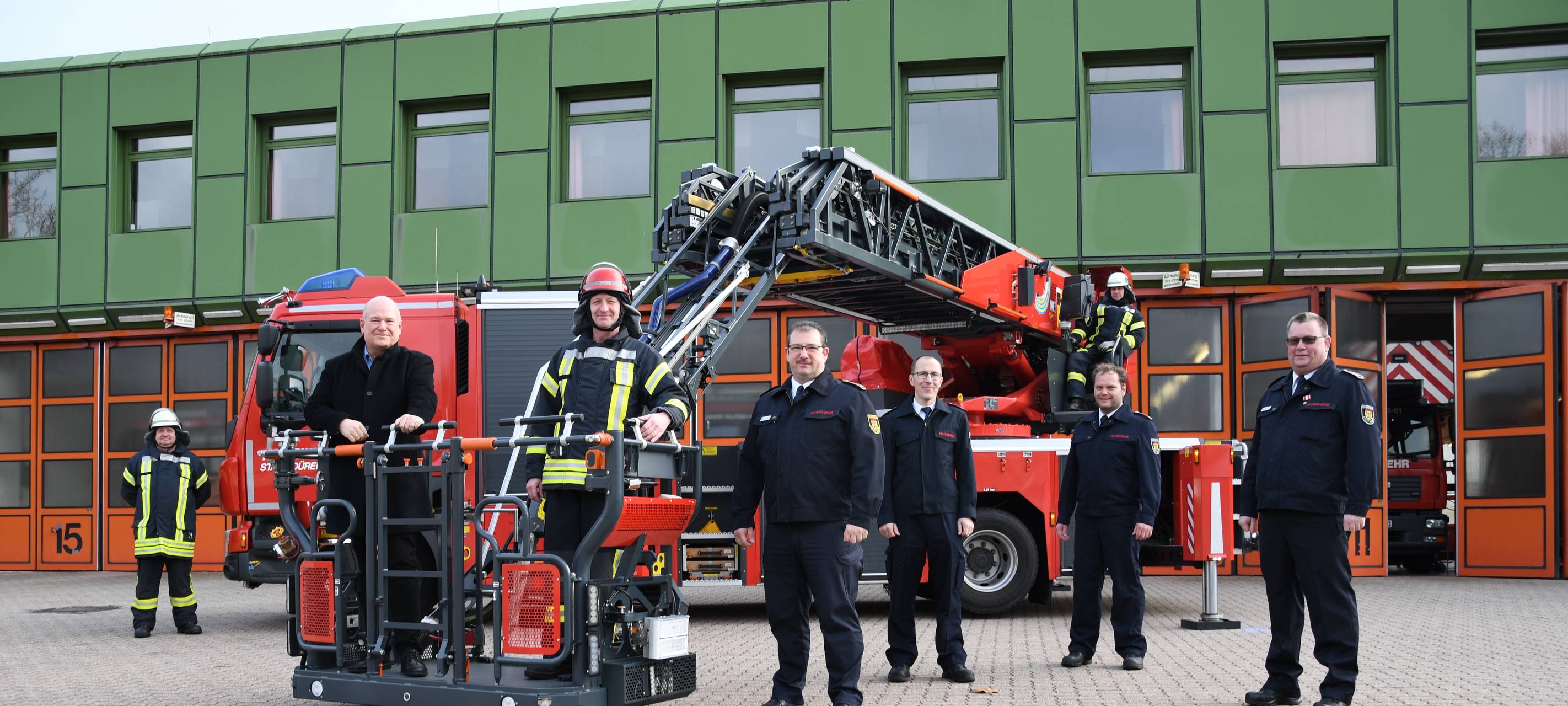 Neue Drehleiter für Dürener Feuerwehr