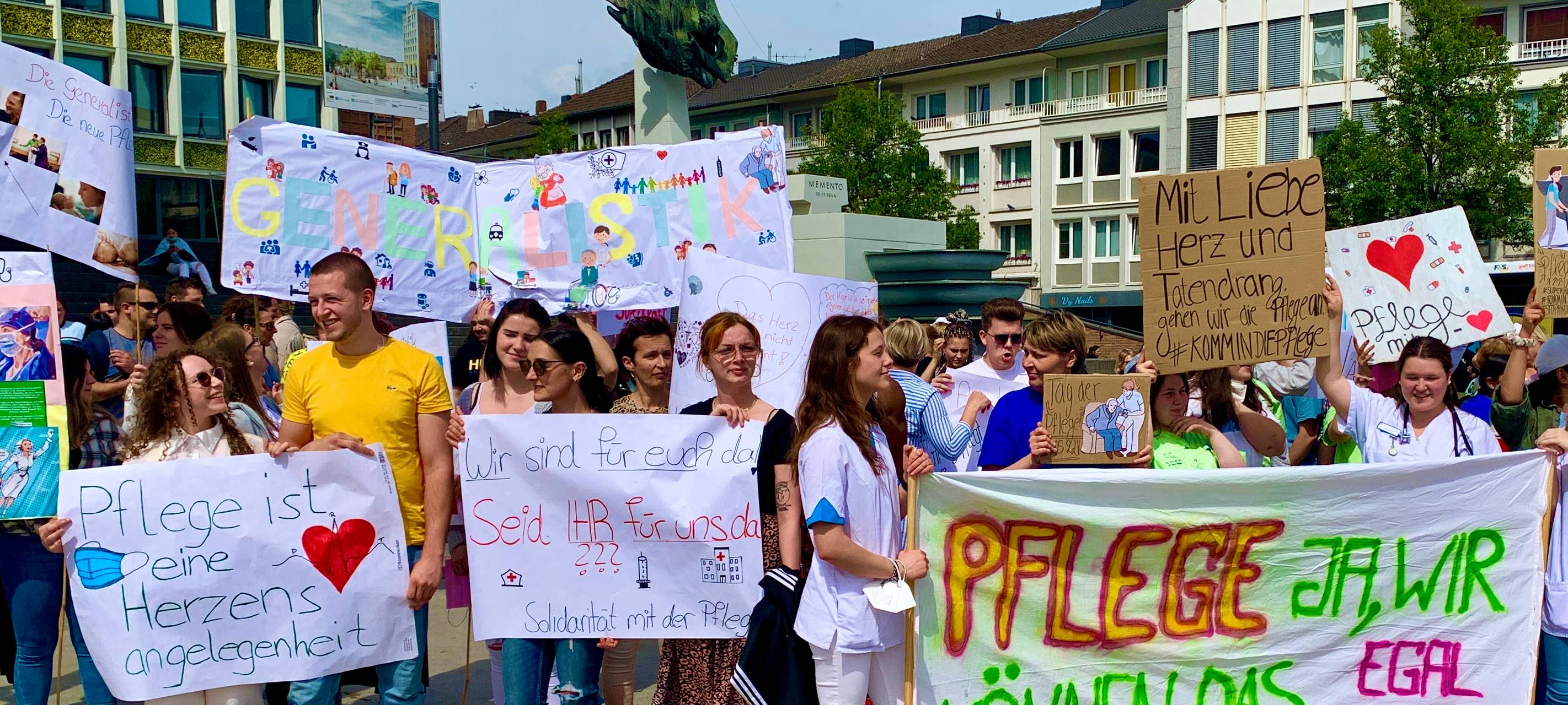 Flashmob zum Internationalen Tag der Pflege