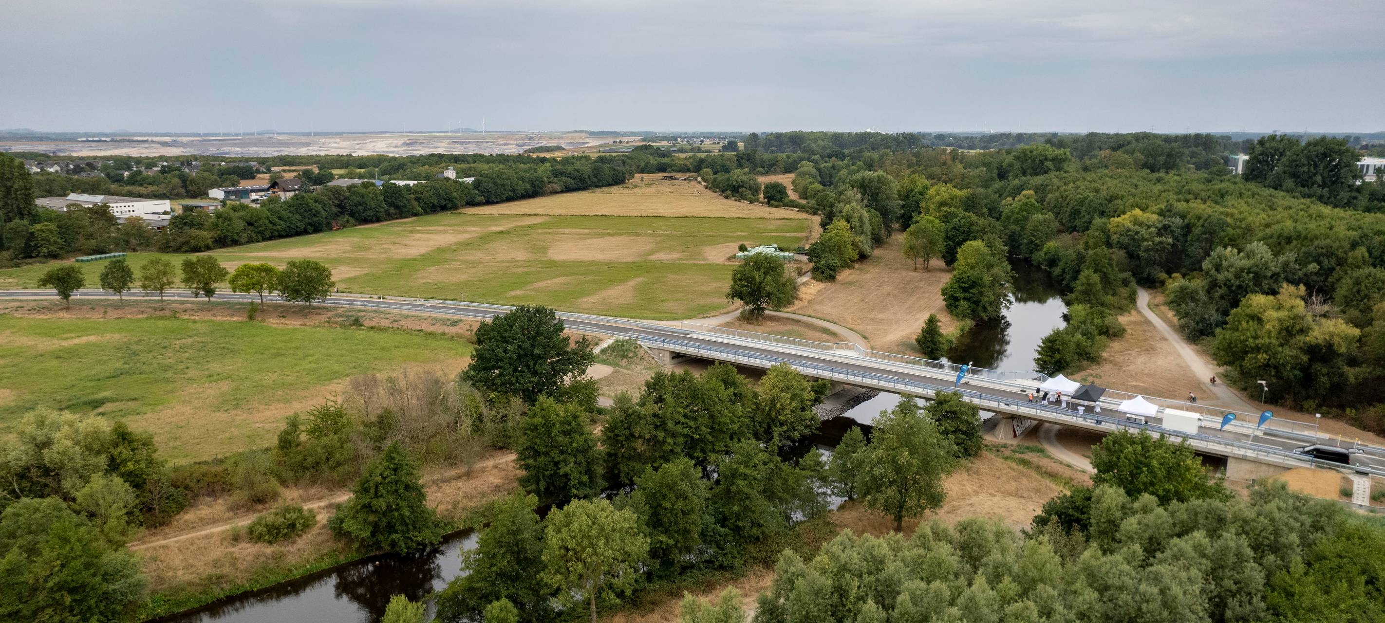 Brücke ist fertig