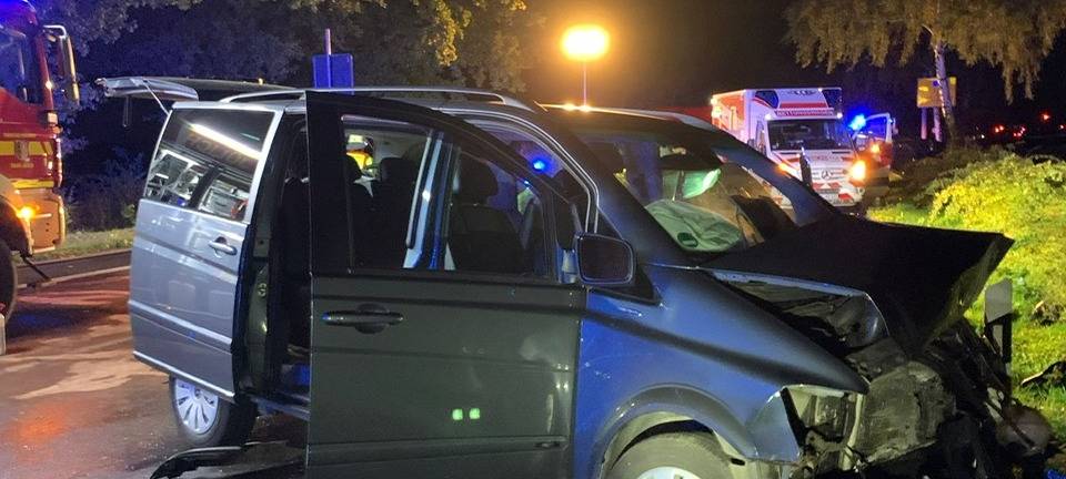 11 Verletzte bei schwerem Unfall