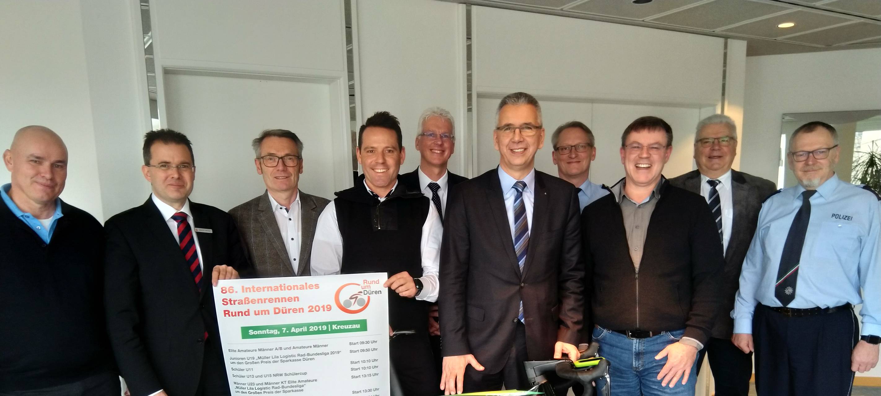 Radrennen braucht Helfer