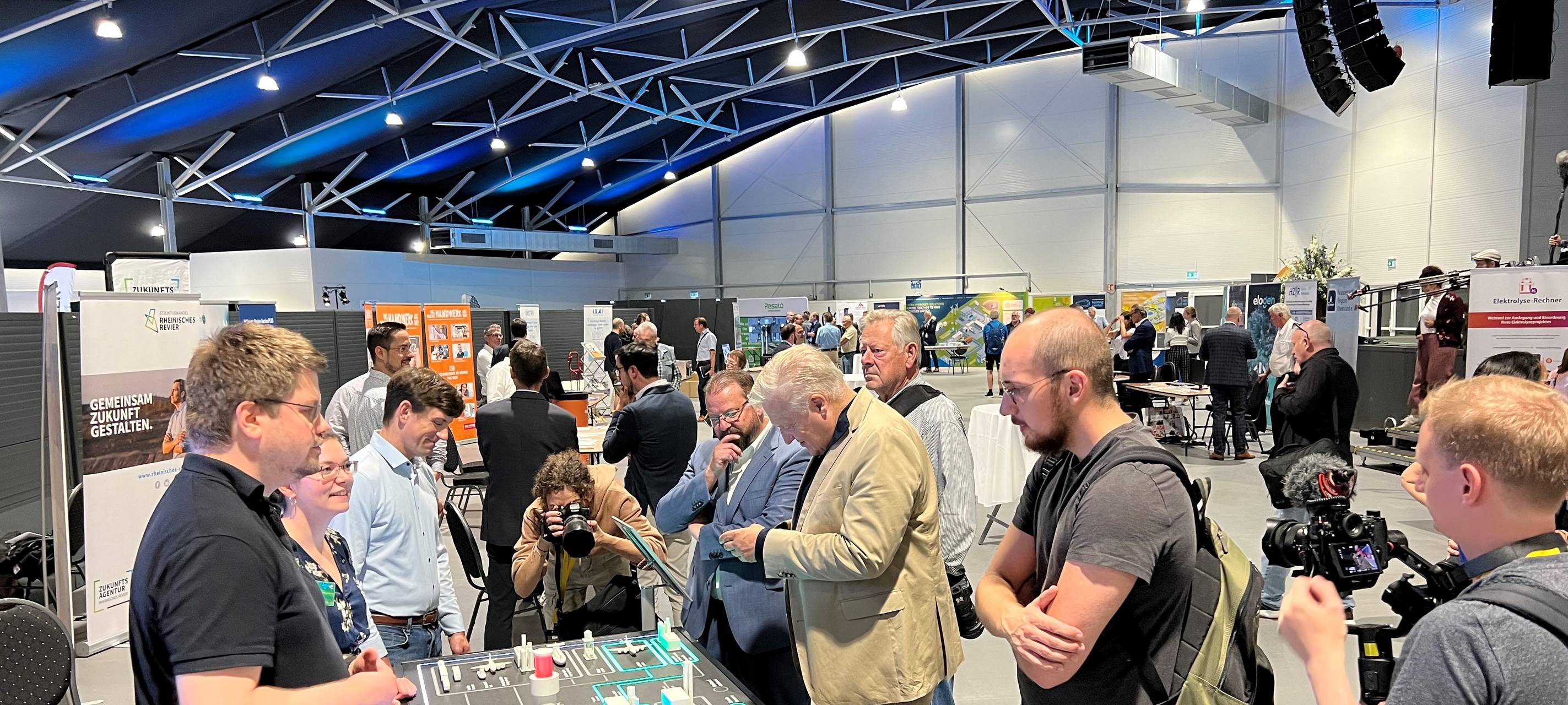 Ab heute: Wasserstoff-Messe in Jülich