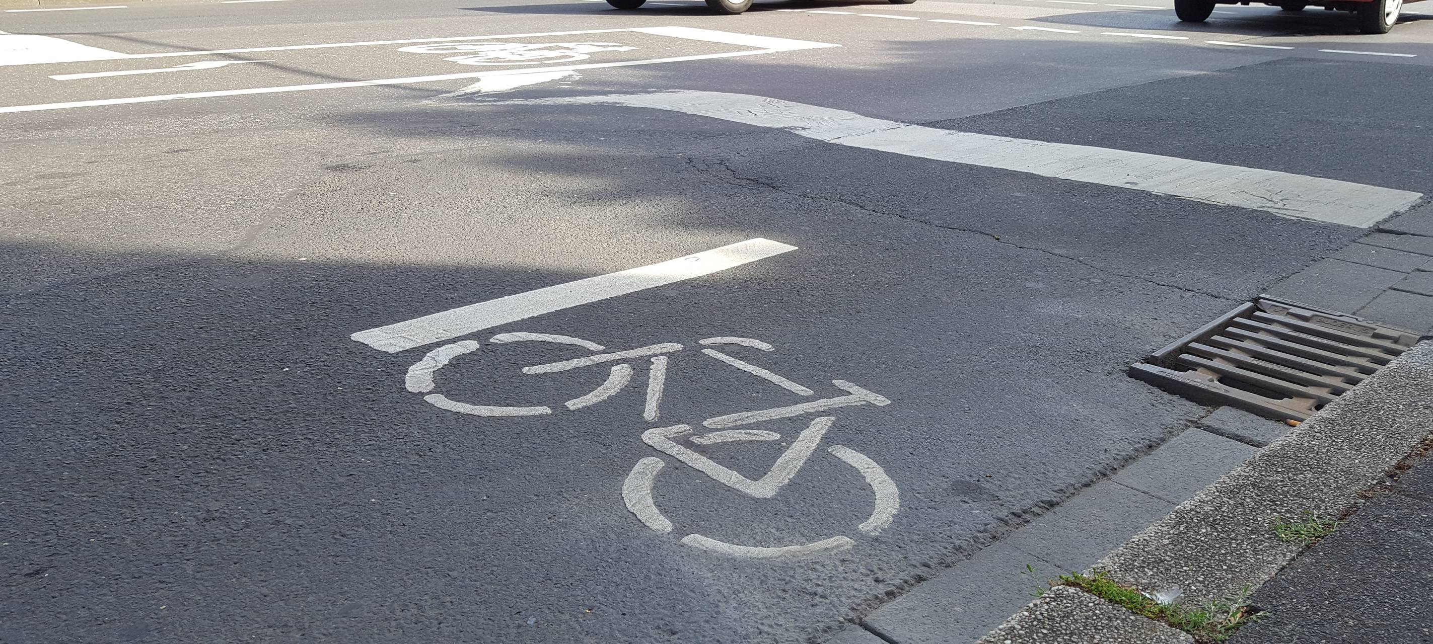 Verletzte bei Dooring-Unfall in Düren