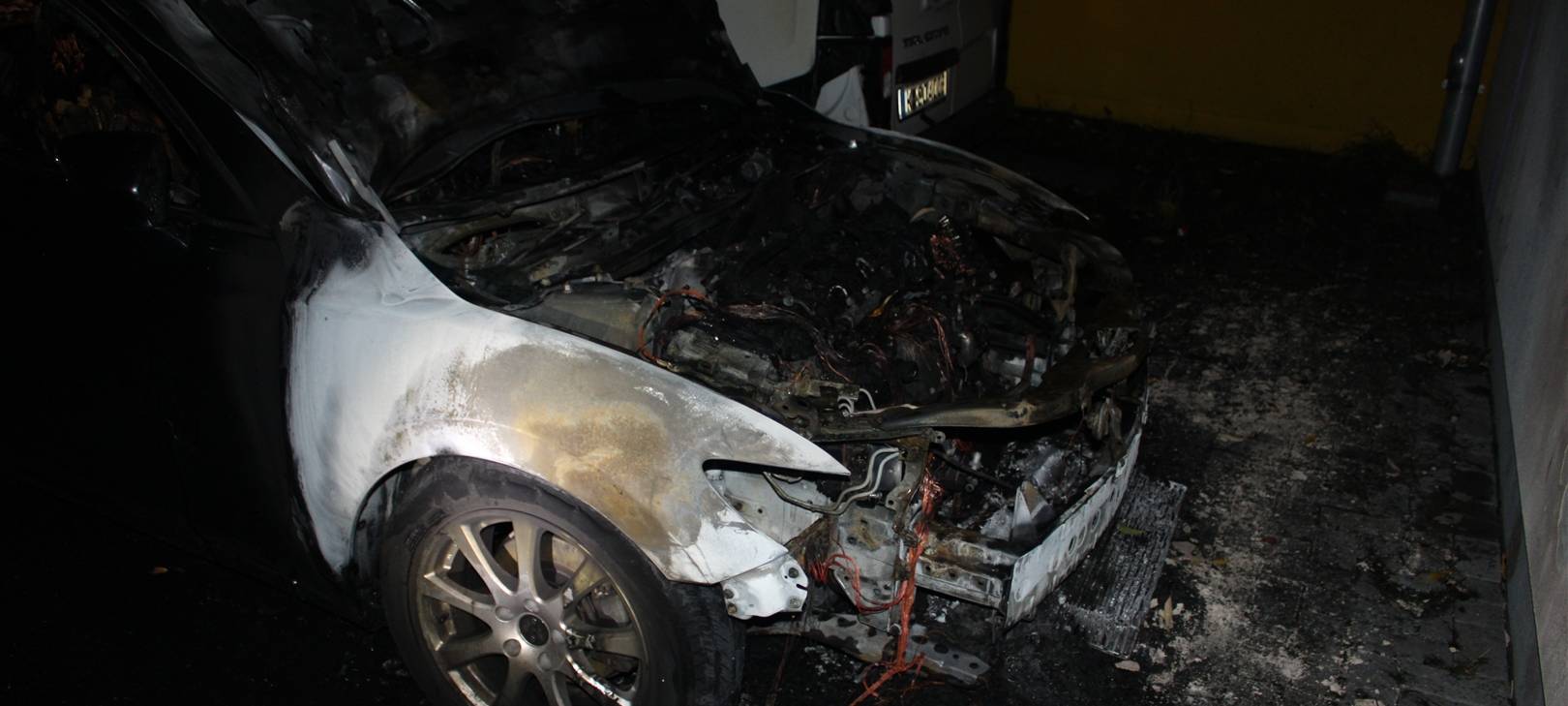 Mariaweiler: Auto brennt - hoher Schaden
