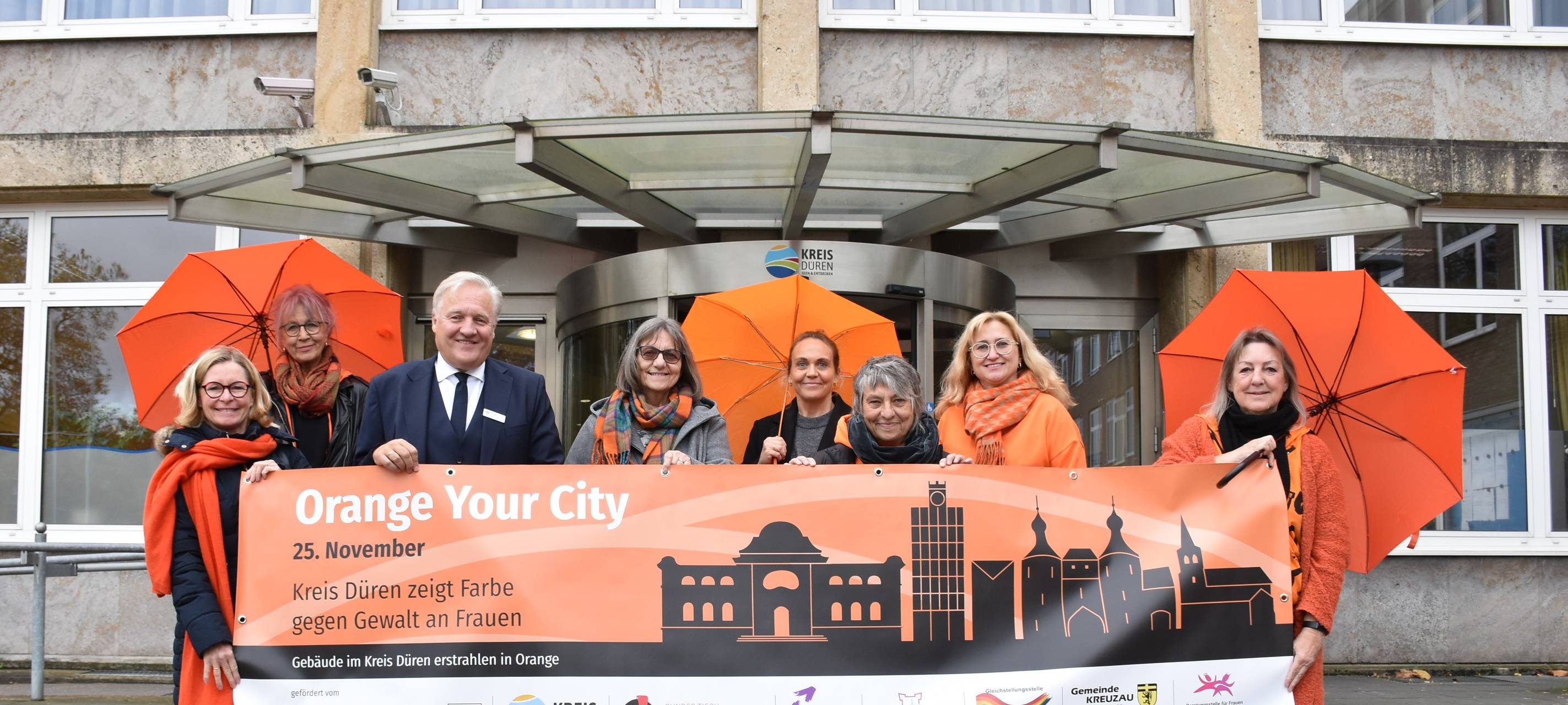 Kreis setzt Zeichen gegen Gewalt an Frauen
