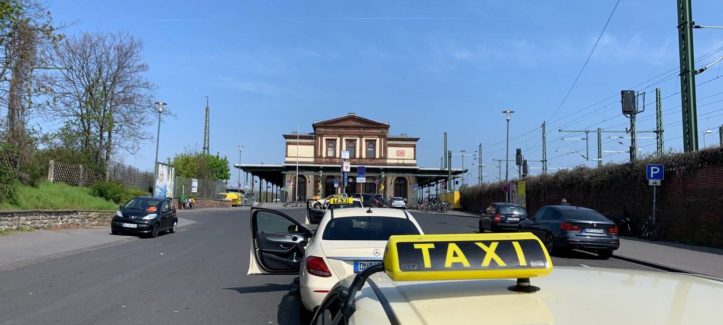 Bahn arbeitet am Stellwerk in Düren