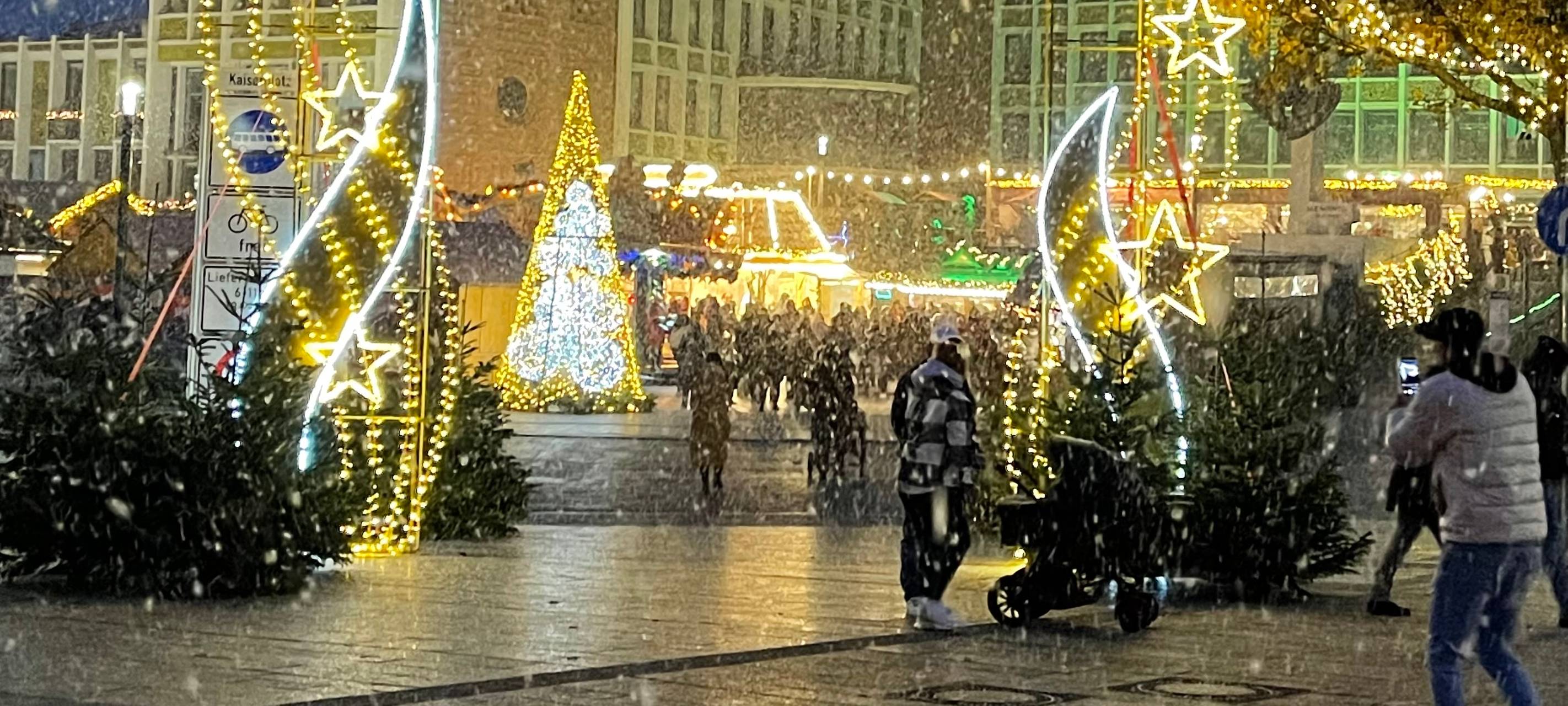 Weihnachtsmarkt Düren eröffnet