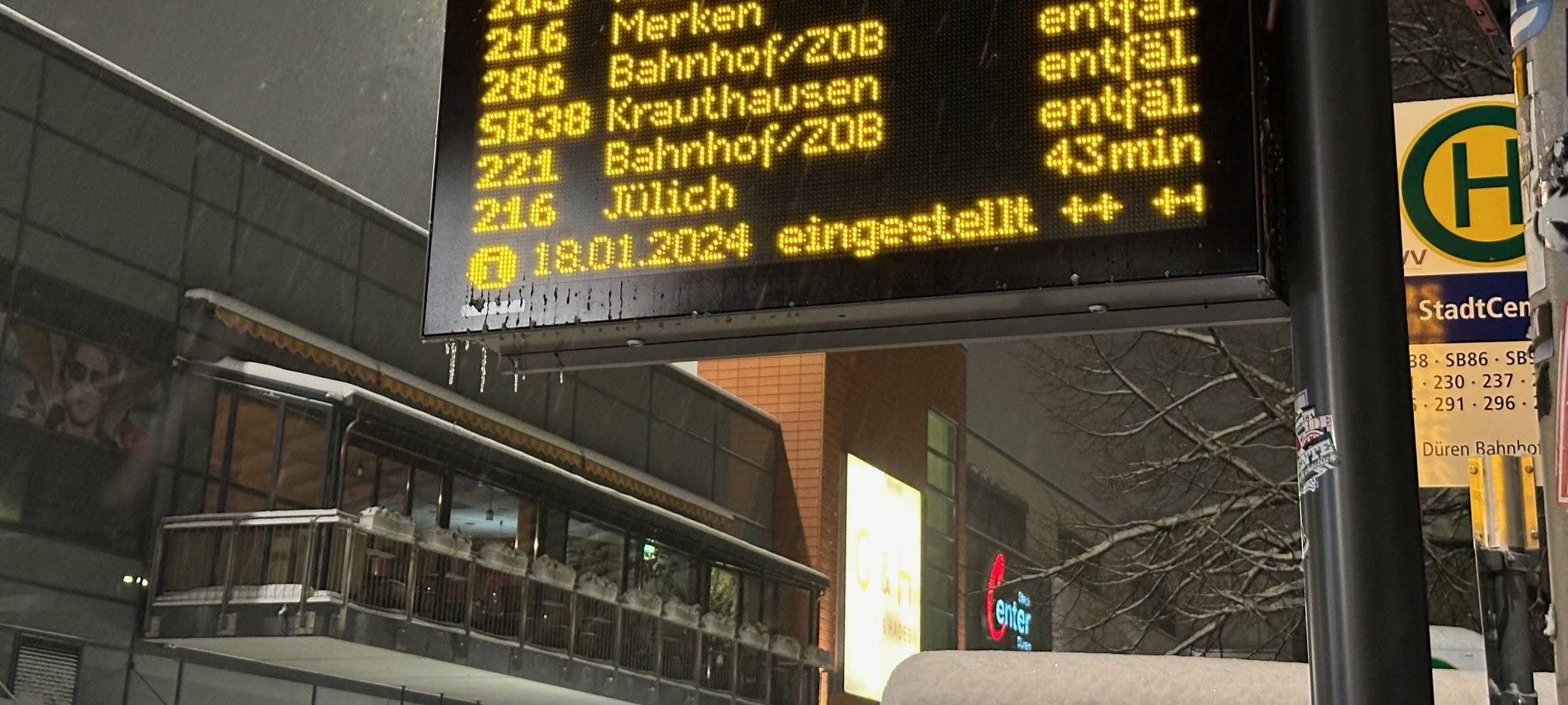 Schnee-Chaos im Kreis Düren