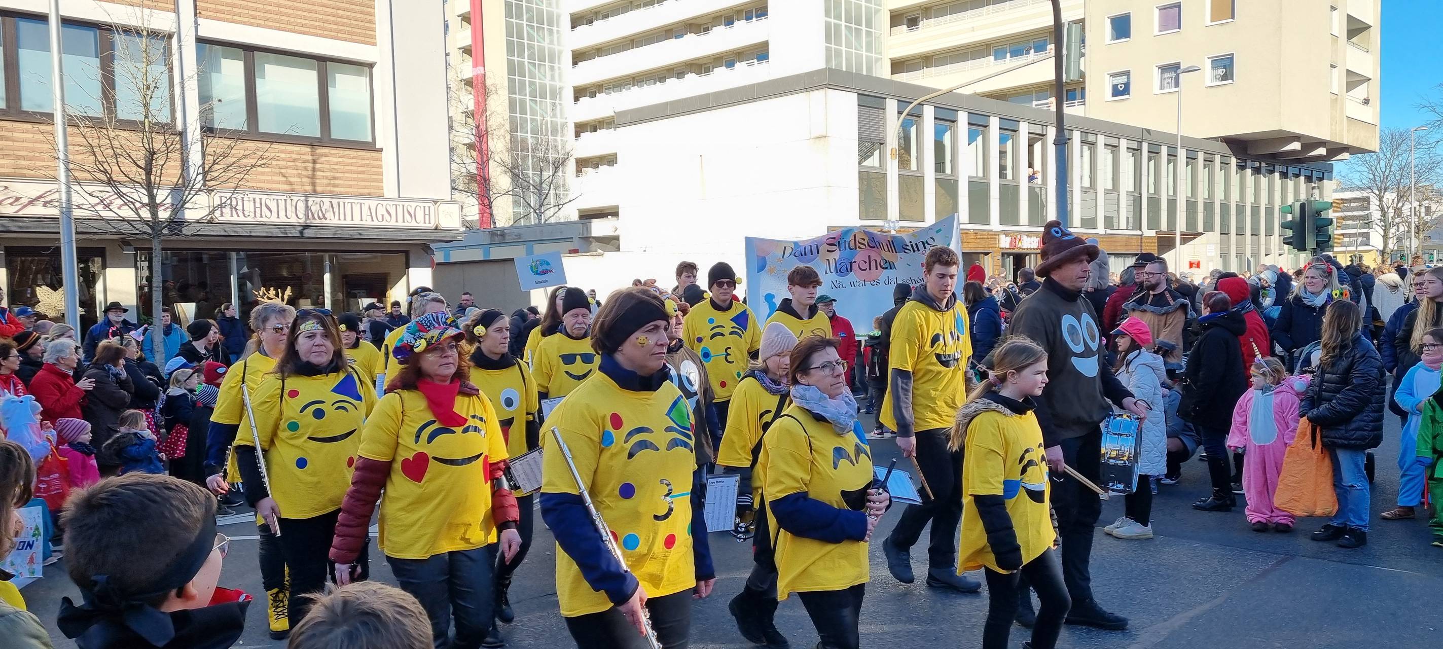 Rund 1.500 Teilnehmer beim Kinderkarneval